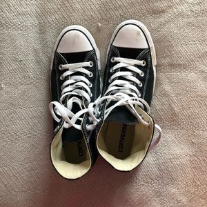 Black Hi-top Converse